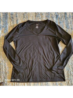 Jennifer Lauren layering tshirt size XL